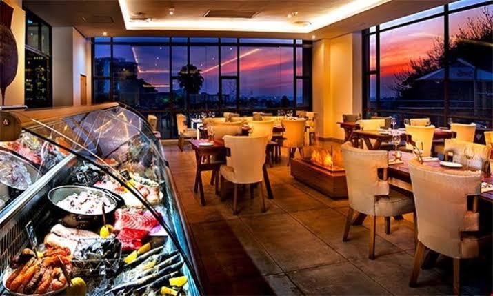 Sandton Skye Apartments 约翰内斯堡 外观 照片